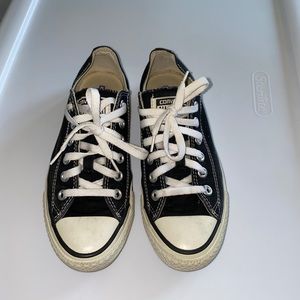 Converse black